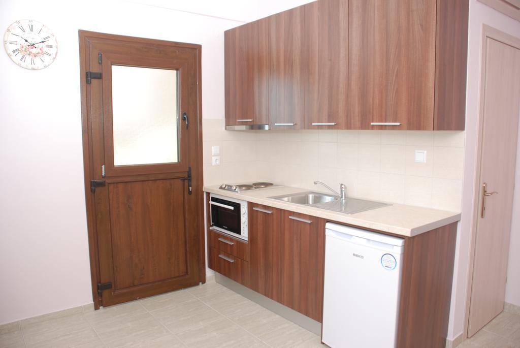 Marianna Apartments ネア・ローダ 部屋 写真